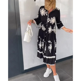 Autumn dress with floral print and elegant fit