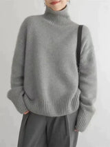 Women's Cashmere Turtleneck Sweater | Natural Insulation