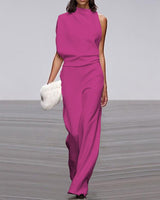 Elegant jumpsuit with high collar