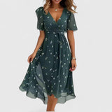 Women's floral midi dress with V-neck, short sleeves and flowing skirt, elegant and lightweight for summer