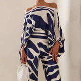 Women's off-the-sleeve set with straight-leg trousers