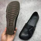 Women's leather shoes with soft soles and non-slip surface