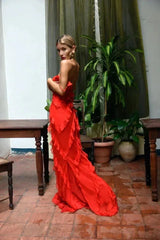 Women's long evening dress with straps and ruffles