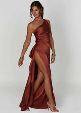 Women's maxi dress with one-shoulder slit