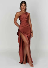 Women's maxi dress with one-shoulder slit