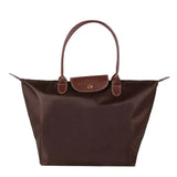 Trendy handbag for women - ideal for everyday life and travel