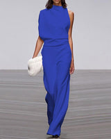 Elegant jumpsuit with high collar