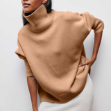 Relaxed-Fit Turtleneck Sweater with Timeless Silhouette