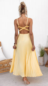 Elegant Pleated Dress in Sun Yellow – Sleeveless with V-Neck & Flowing Silhouette
