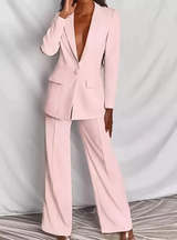 Stylish set consisting of an elegant blazer and trousers