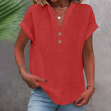 Loose Summer Blouse with V-Neck and Buttons – Short-Sleeved and Timeless
