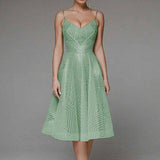 Figure-Flattering Evening Gown with Luxurious Fabric & Timeless Silhouette