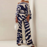 Women's off-the-sleeve set with straight-leg trousers