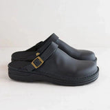 Orthopedic leather clogs for autumn