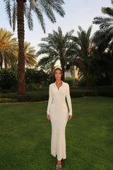 Elegant midi dress with buttons and long sleeves